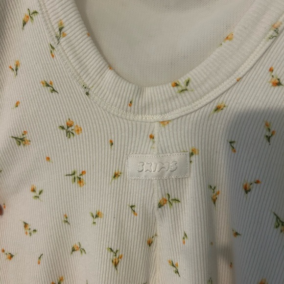 Skims Women's Cotton Rib Low Back Onesie - Marigold Rosebud Print - Picture 7 of 8